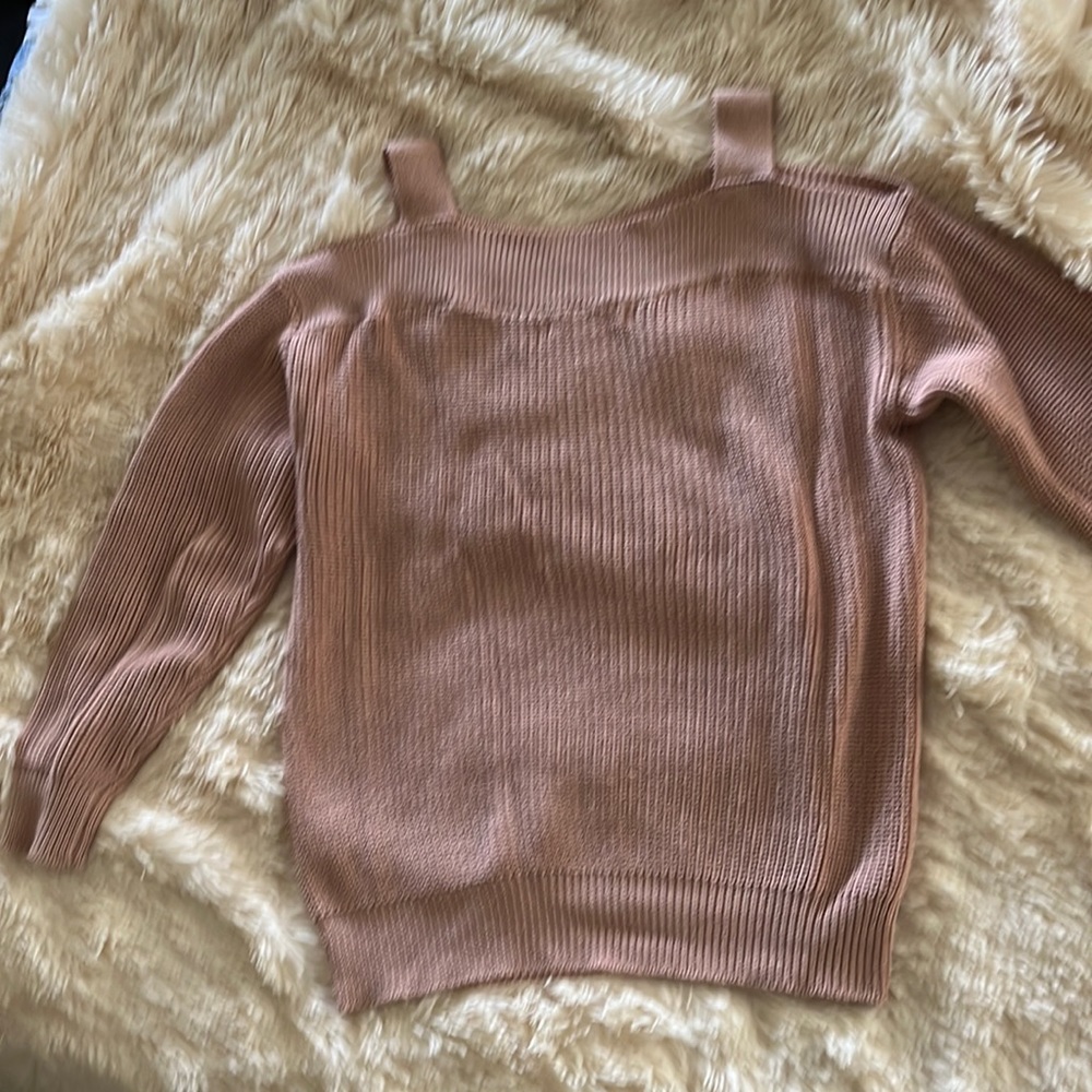 Venus cold shoulder sweater